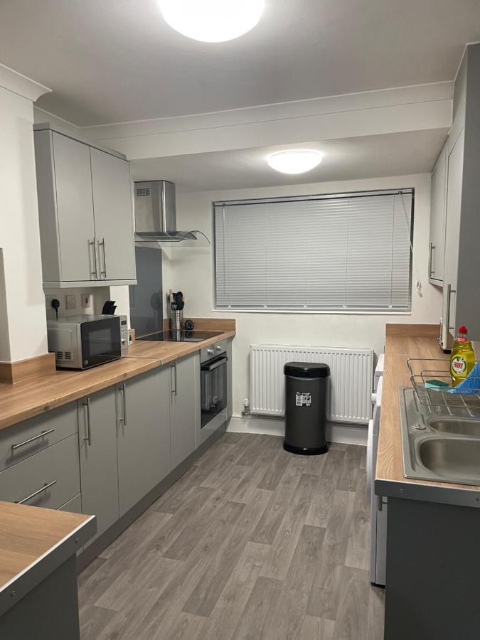 Comfy Home For Contractors And Families With Free Parking - Sage View Aldershot Exteriér fotografie