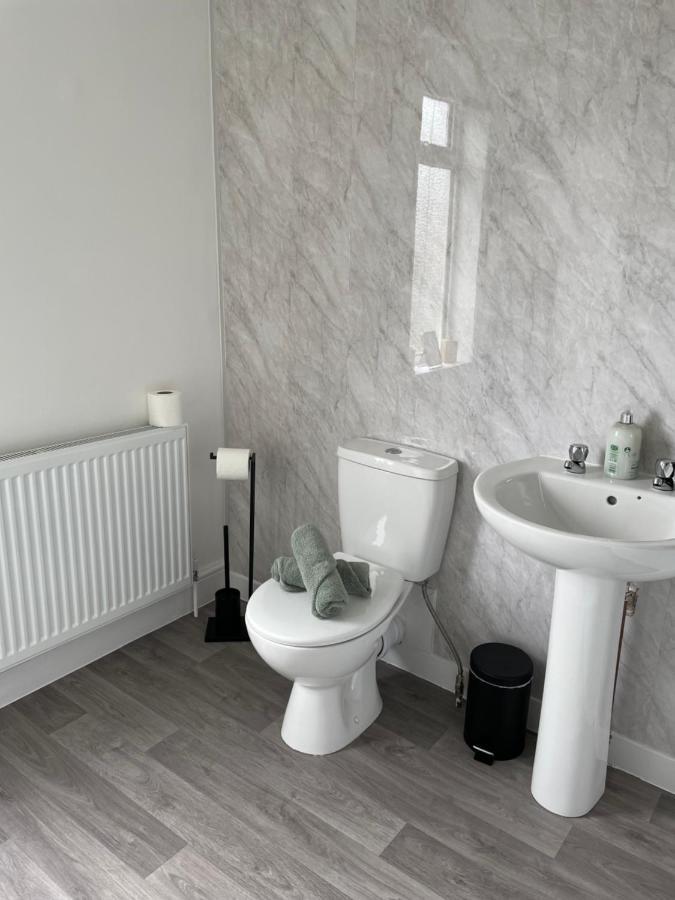 Comfy Home For Contractors And Families With Free Parking - Sage View Aldershot Exteriér fotografie
