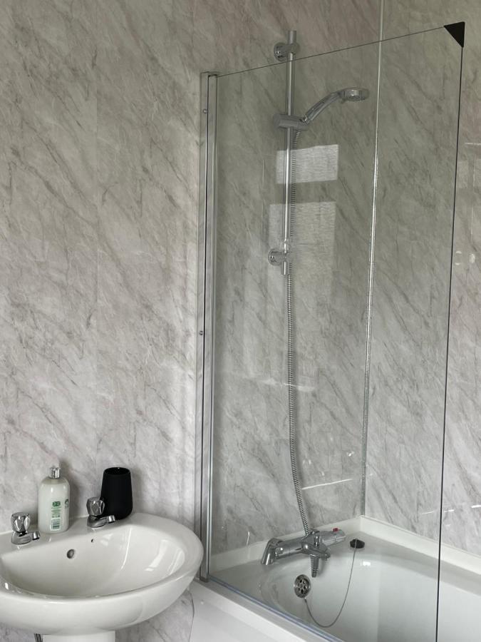 Comfy Home For Contractors And Families With Free Parking - Sage View Aldershot Exteriér fotografie